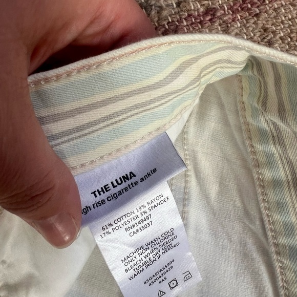 Joe’s Jeans Luna High Rise Ankle - Picture 3 of 5